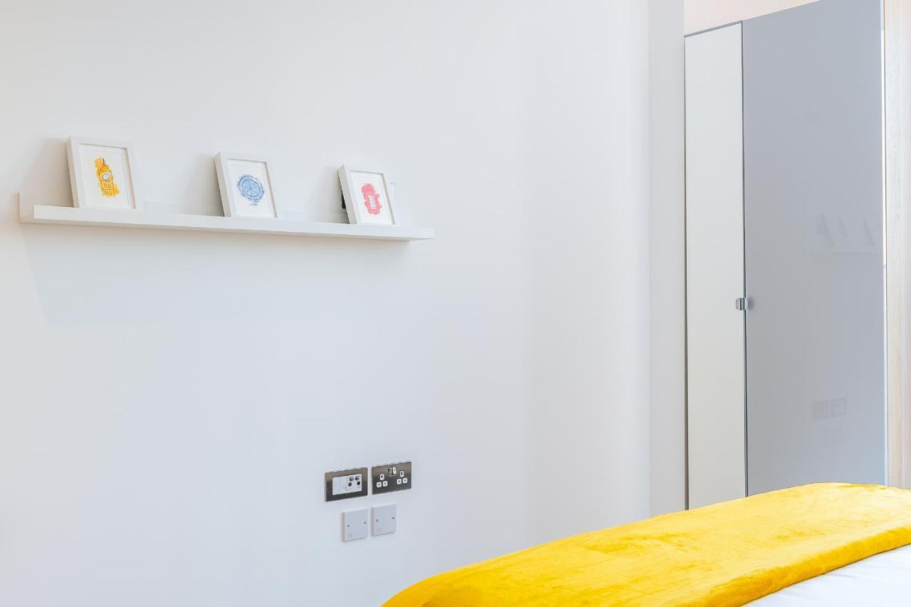 St Albans 2 Bed Luxury City Apartment, 5 Mins Walk To Train & Allocated Parking Экстерьер фото